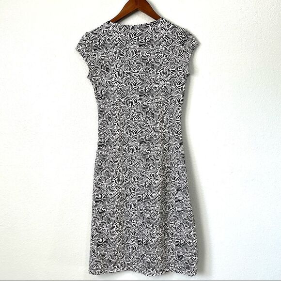 Athleta Women’s Nectar Faux Wrapped Dress Size S - Picture 3 of 5